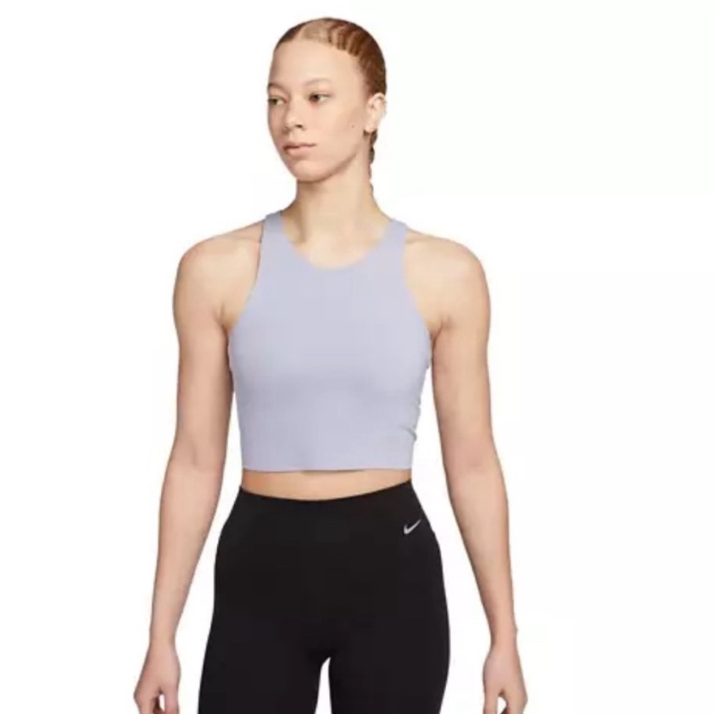 BNWT Nike Yoga Dri-FIT Luxe Women's Shelf-Bra Cropped Tank
